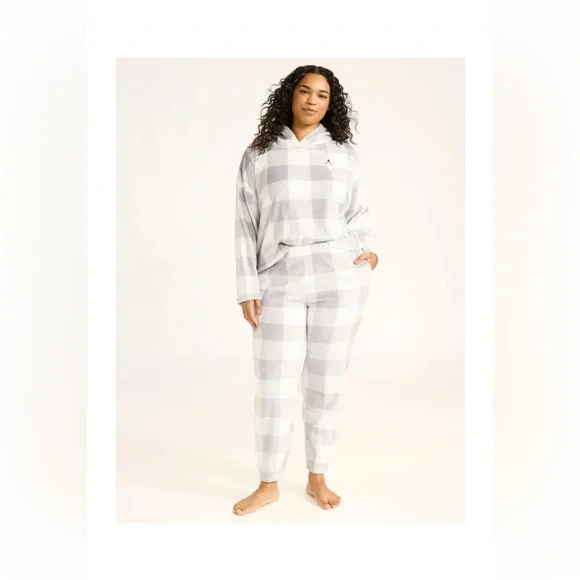 Women's Plaid Pajama Set - Gray and White - Picture 2 of 6